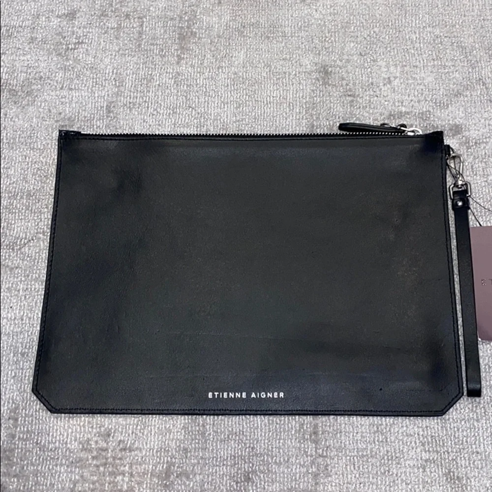 Etienne Aigner leather wristlet - Picture 6 of 8